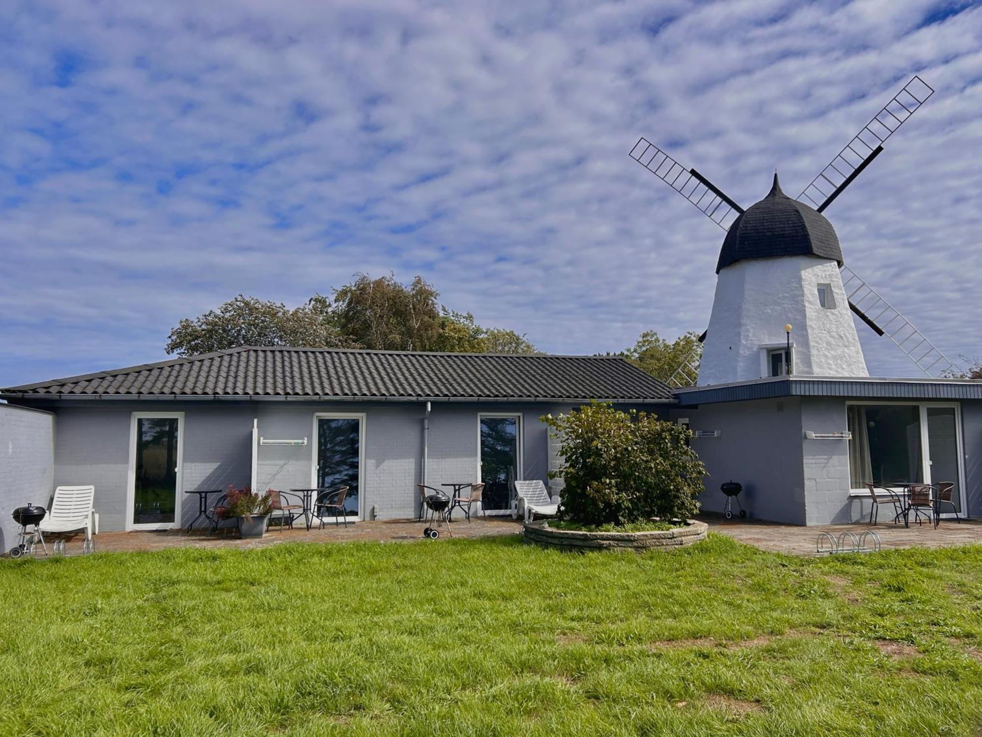 Apartamenty Molle Akirkeby Exterior photo